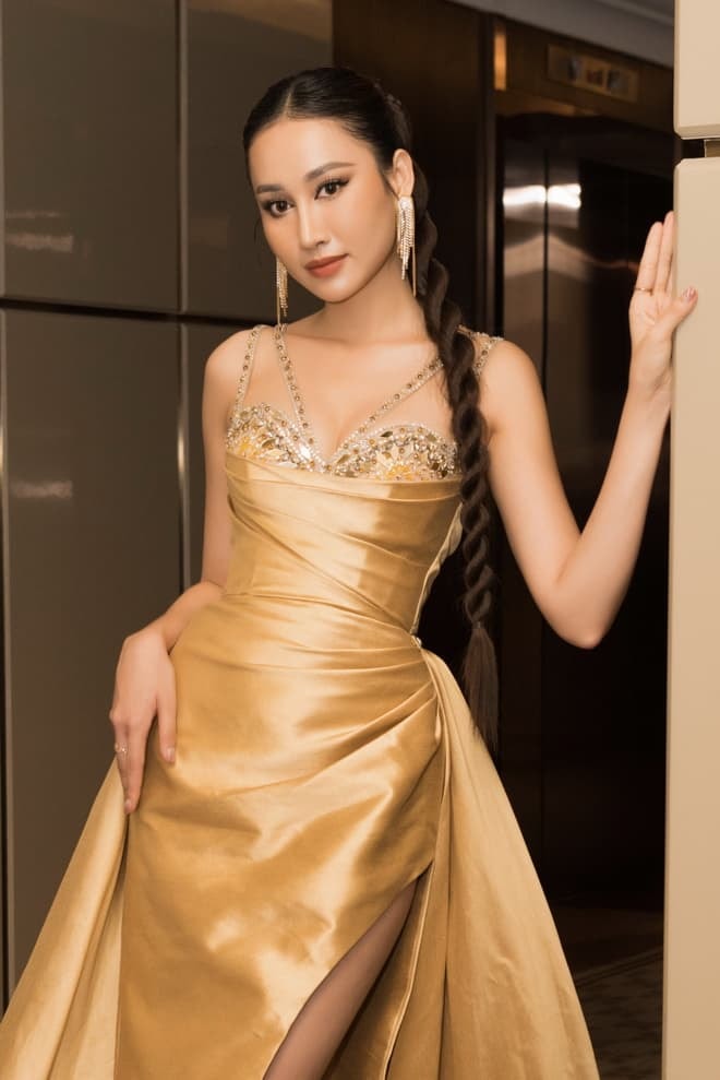 Hoa hậu Đoàn Hồng Trang, Hoa hậu du lịch Việt Nam, Hoa hậu Việt Nam toàn cầu