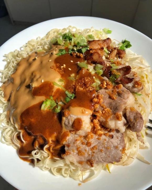 mâm cơm ngon, bố chồng nấu cơm, bố chồng, con dâu