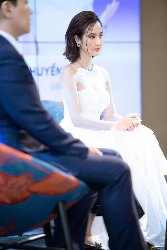 Huyền lizzie,thương ngày nắng về,sao việt
