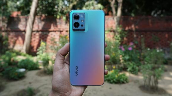 mua điện thoại Vivo, điện thoại Vivo tốt nhất, điện thoại tầm trung tốt nhất, điện thoại Vivo giá rẻ