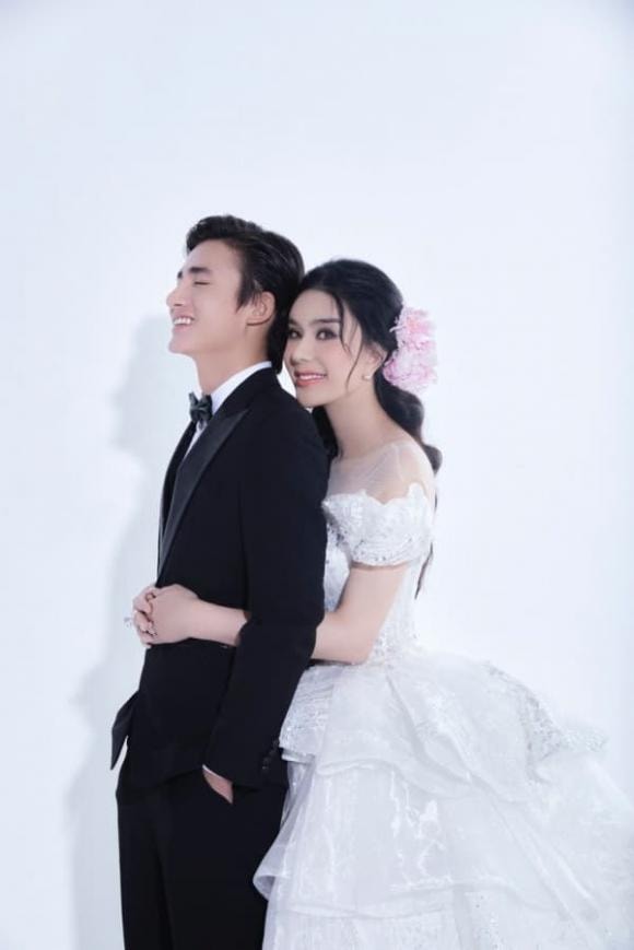 ca sĩ Lâm Khánh Chi, sao Việt