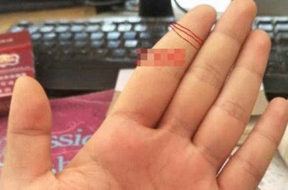 vân tay, mắt phật, tướng bàn tay, nhìn tay đoán tính cách