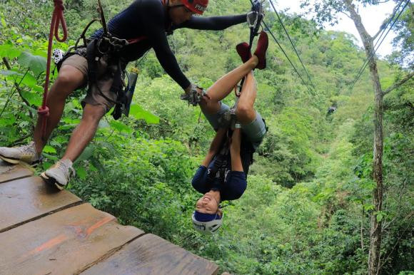 người mẫu Ngọc Quyên, sao Việt