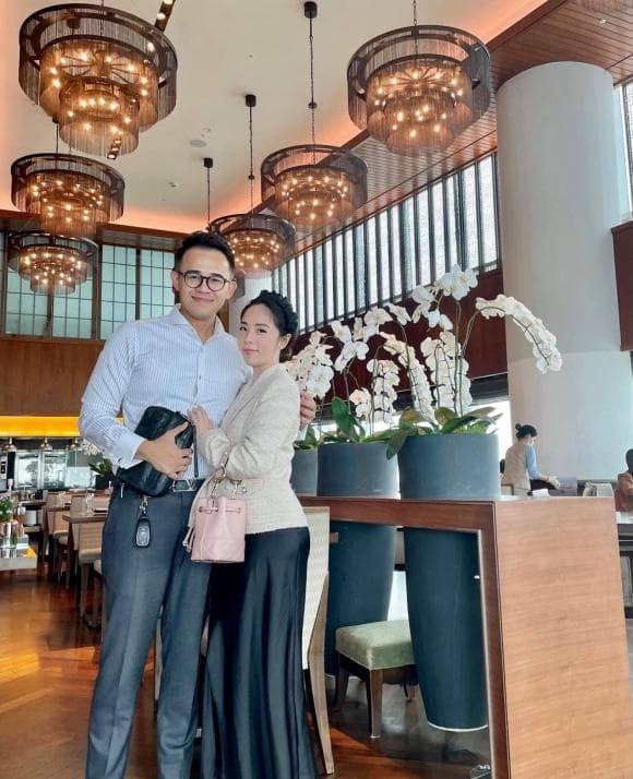 MC Bùi Đức Bảo, vợ chồng Bùi Đức Bảo, MC truyền hình, BTV Phí Linh, BTV Mạnh Cường, BTV truyền hình