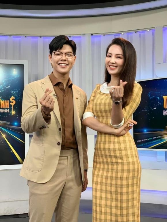 MC Bùi Đức Bảo, vợ chồng Bùi Đức Bảo, MC truyền hình, BTV Phí Linh, BTV Mạnh Cường, BTV truyền hình