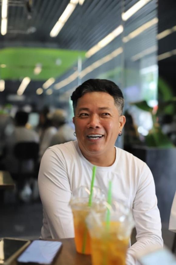 nghệ sĩ Hoàng Mèo, sao Việt