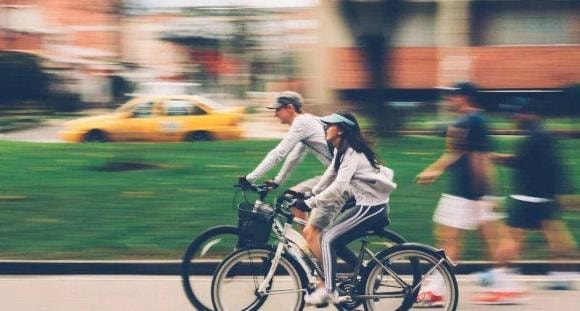 giai đoạn quan trọng của cuộc đời, cuộc sống quanh ta, giá trị cuộc sống