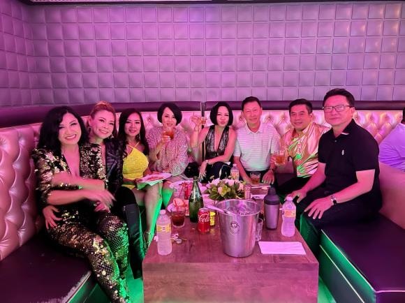 Trizzie Phương Trinh, Sao Việt, ca sĩ Trizzie Phương Trinh