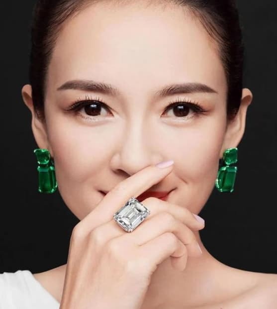 phụ kiện, trang sức, phụ nữ tuổi 40
