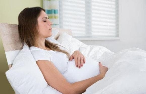 tư thế ngủ, bà bầu, mẹ mang thai, Mẹ bầu