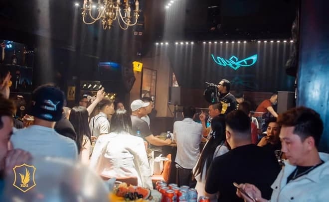 DJ Louis 8ightz, âm nhạc EDM, mô hình Nightlife