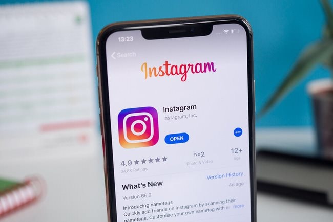 instagram-removes-one-of-its-features-because-not-many-people-used-it-1579698138698901689147_20200123081635.jpg