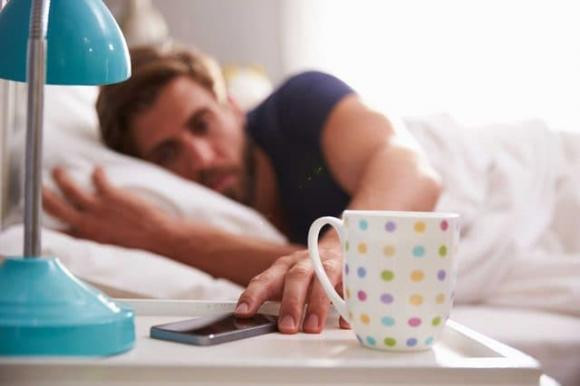 dấu hiệu nghiện điện thoại, nghiện điện thoại, cai điện thoại, sử dụng điện thoại