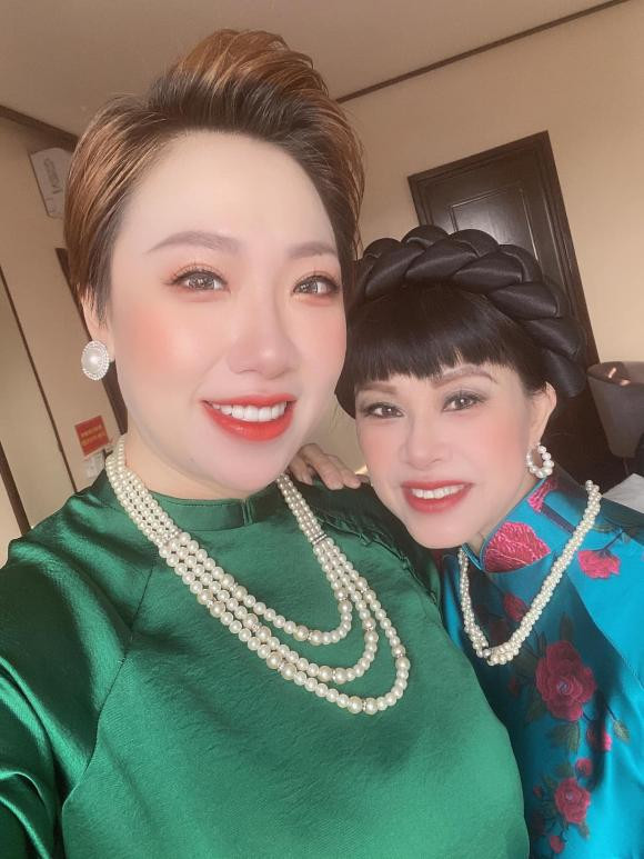 NSƯT Hồng Liên, nghệ sĩ Hồng Liên, sao Việt