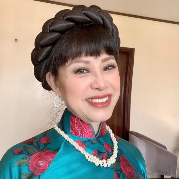NSƯT Hồng Liên, nghệ sĩ Hồng Liên, sao Việt
