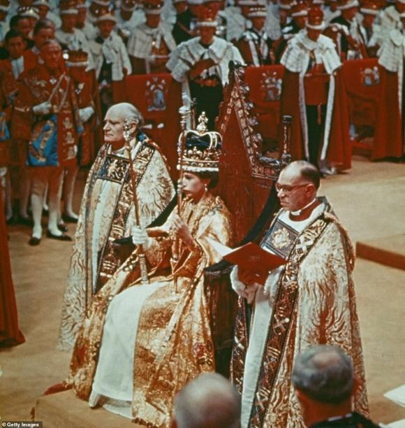 Nữ hoàng Anh qua đời, Nữ hoàng Elizabeth II, harry meghan, william, công nương kate