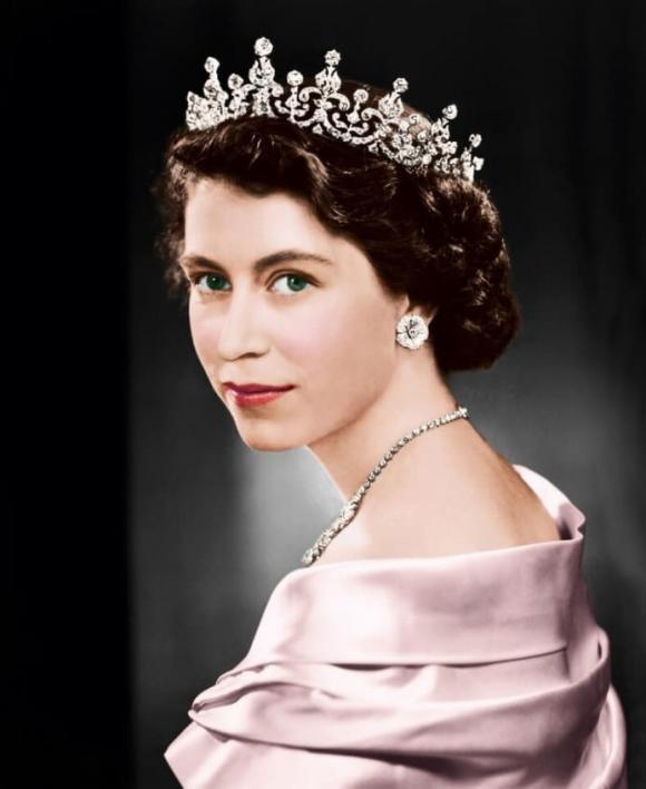 Nữ hoàng Anh qua đời, Nữ hoàng Elizabeth II, harry meghan, william, công nương kate