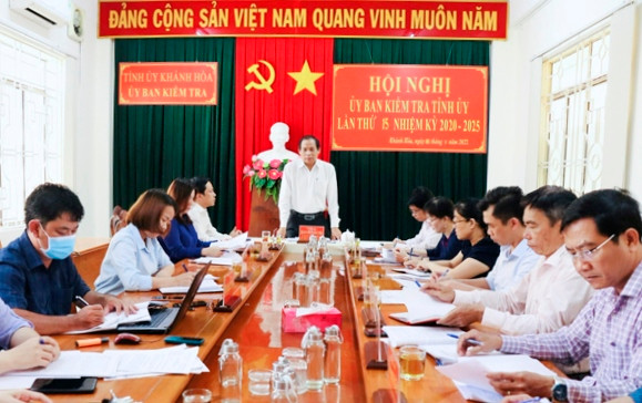 ubkttu-ky-luat-9-9-khanh-hoa-1.jpg