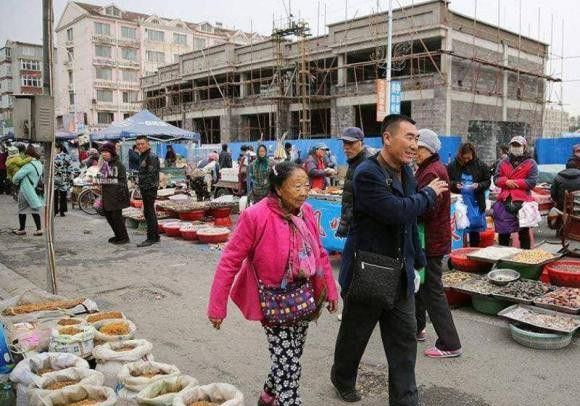 câu chuyện thú vị, cưới chồng trẻ, phụ nữ lấy chồng trẻ