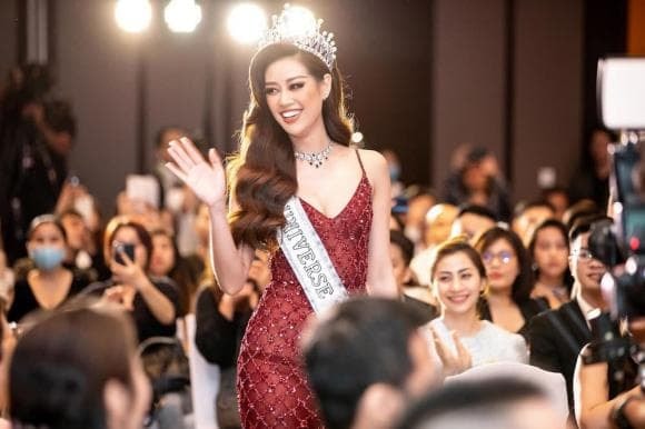 hoa hậu khánh vân, hoa hậu hoàn vũ, hoa hậu ngọc châu, á hậu thảo nhi 