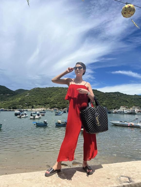Trang Trần, Trang Trần bikini, sao việt 