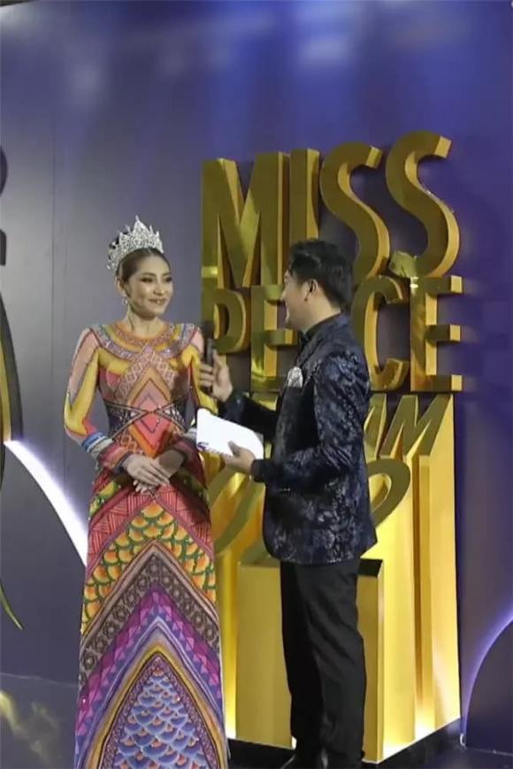 Hoa hậu Đại dương Đặng Thu Thảo,sao Việt
