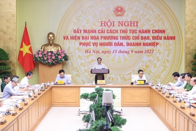 ban-giai-phap-day-manh-cai-cach-tthc-phuc-vu-nguoi-dan-doanh-nghiep.jpg