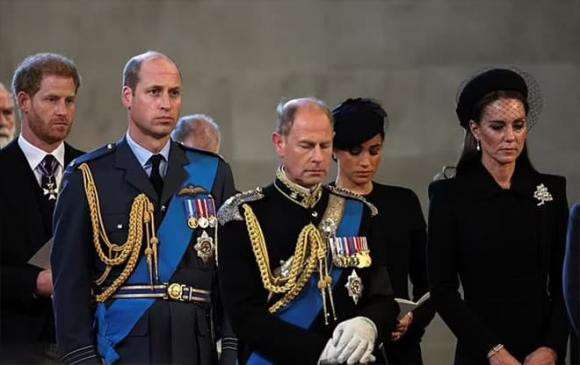 Harry, Meghan, Hoàng gia Anh