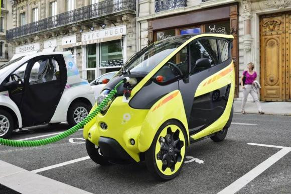 Toyota i-road, xe ba bánh, xe điện, xe đời mới