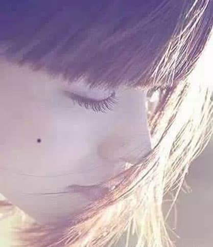 xem bói nốt ruồi, nốt ruồi giàu sang, bói nốt ruồi