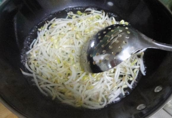 xào giá đỗ, giá đỗ, dạy nấu ăn, mẹo nấu ăn