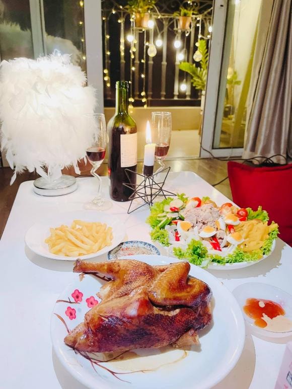 vợ cũ Vũ Duy Khánh, DJ Tiên Moon, mâm cơm ngon