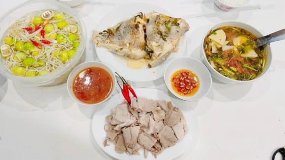 vợ cũ Vũ Duy Khánh, DJ Tiên Moon, mâm cơm ngon