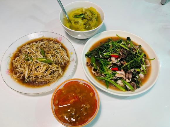 vợ cũ Vũ Duy Khánh, DJ Tiên Moon, mâm cơm ngon