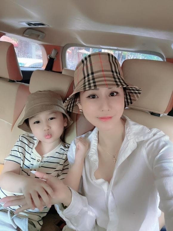 vợ cũ Vũ Duy Khánh, DJ Tiên Moon, mâm cơm ngon