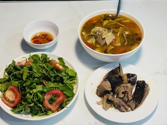vợ cũ Vũ Duy Khánh, DJ Tiên Moon, mâm cơm ngon