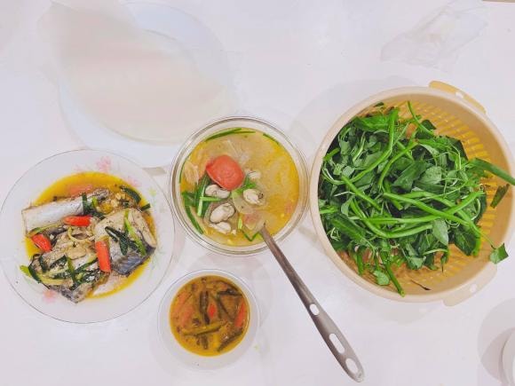 vợ cũ Vũ Duy Khánh, DJ Tiên Moon, mâm cơm ngon