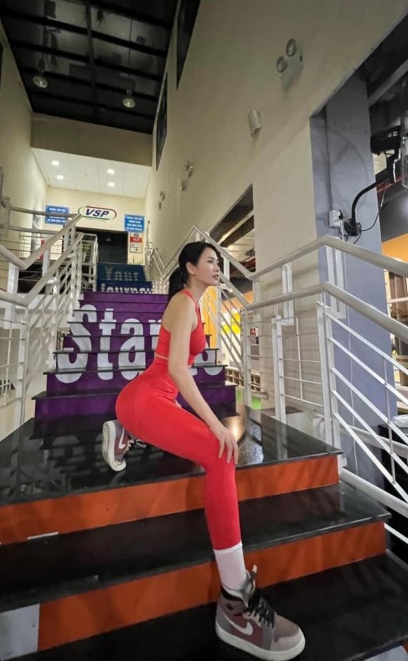 anh thư, sao việt, siêu mẫu anh thư 