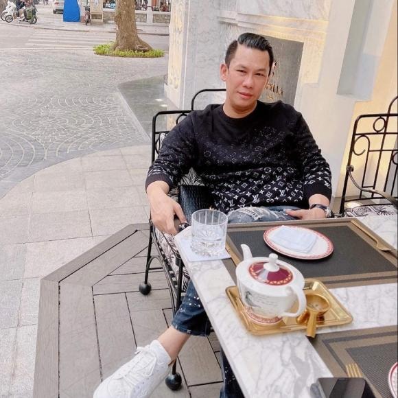Đức Huy, chồng cũ Lệ Quyên, thời trang  