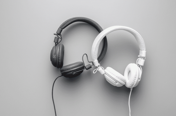tai nghe có dây, tai nghe không dây, Bluetooth, âm thanh, công nghệ