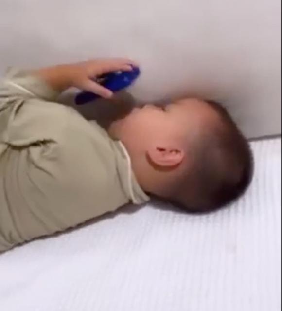 nữ ca sĩ hồ ngọc hà,ca sĩ Hồ Ngọc Hà,diễn viên Kim Lý, cặp song sinh của Hà Hồ, sao Việt
