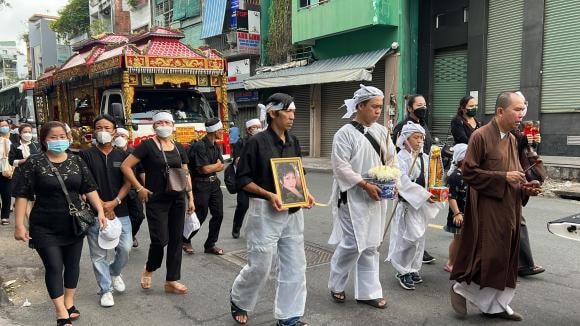 ca sĩ Hà Lan Phương, sao Việt