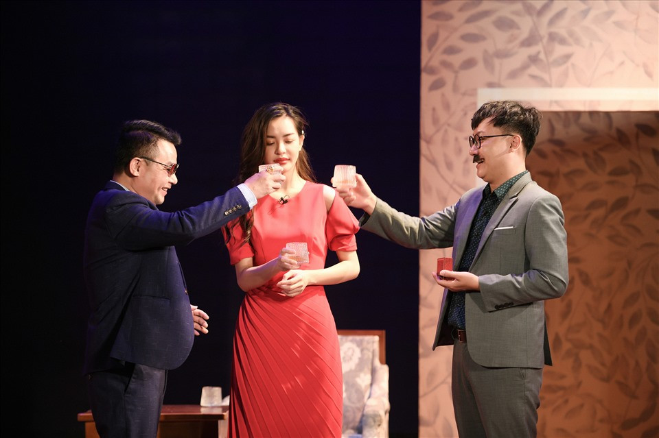 Vở kịch có sự góp mặt của dàn diễn viên trẻ tài năng của Nhà hát kịch Việt Nam. Ảnh: Bình Quách