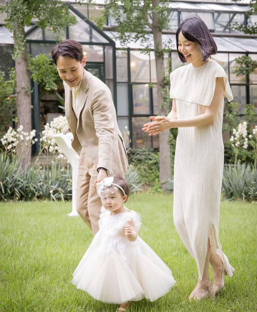 han ga in, han ji hye, sao hàn 