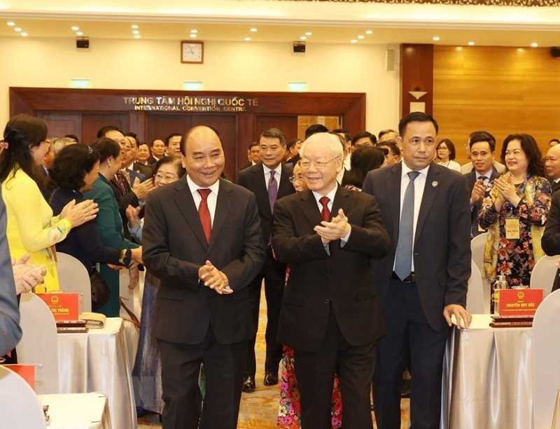 tong-bi-thu-nguyen-phu-trong-va-chu-tich-nuoc-nguyen-xuan-phuc-den-du-le-ky-niem-30-nam-tai-lap-van-phong-chu-tich-nuoc..jpeg