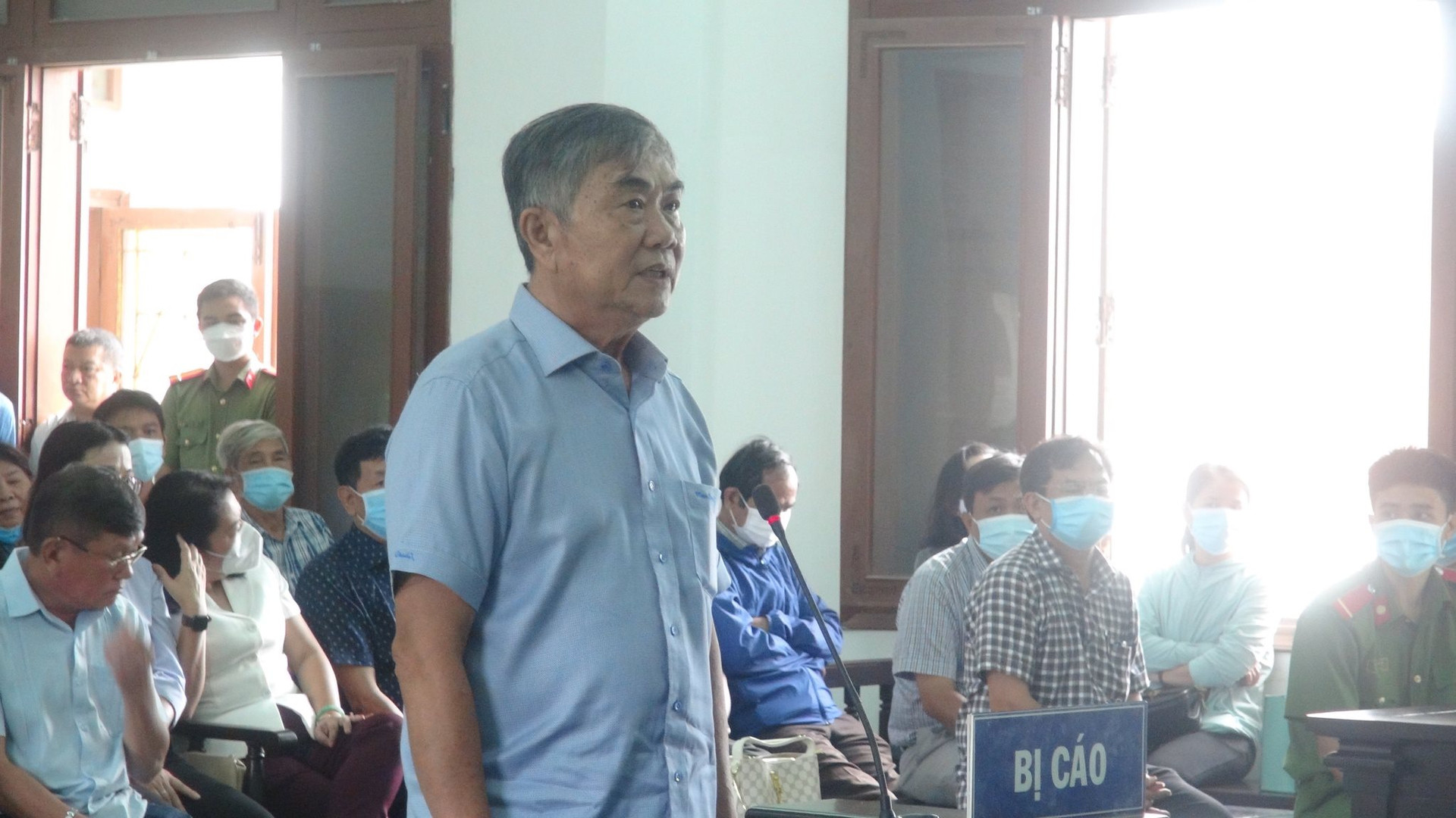 Hoãn phiên tòa xét xử cựu Phó Chủ tịch tỉnh Phú Yên và đồng phạm