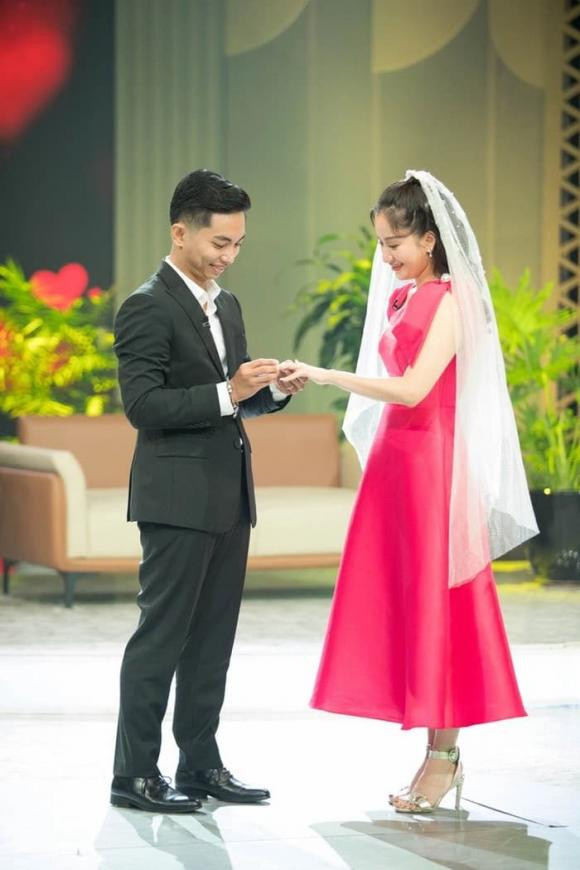 kiện tướng dancesport Khánh Thi,kiện tướng dancesport Phan Hiển,sao Việt