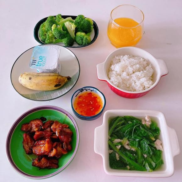 mâm cơm ngon, mâm cơm ở cữ, chồng nấu cơm cho vợ