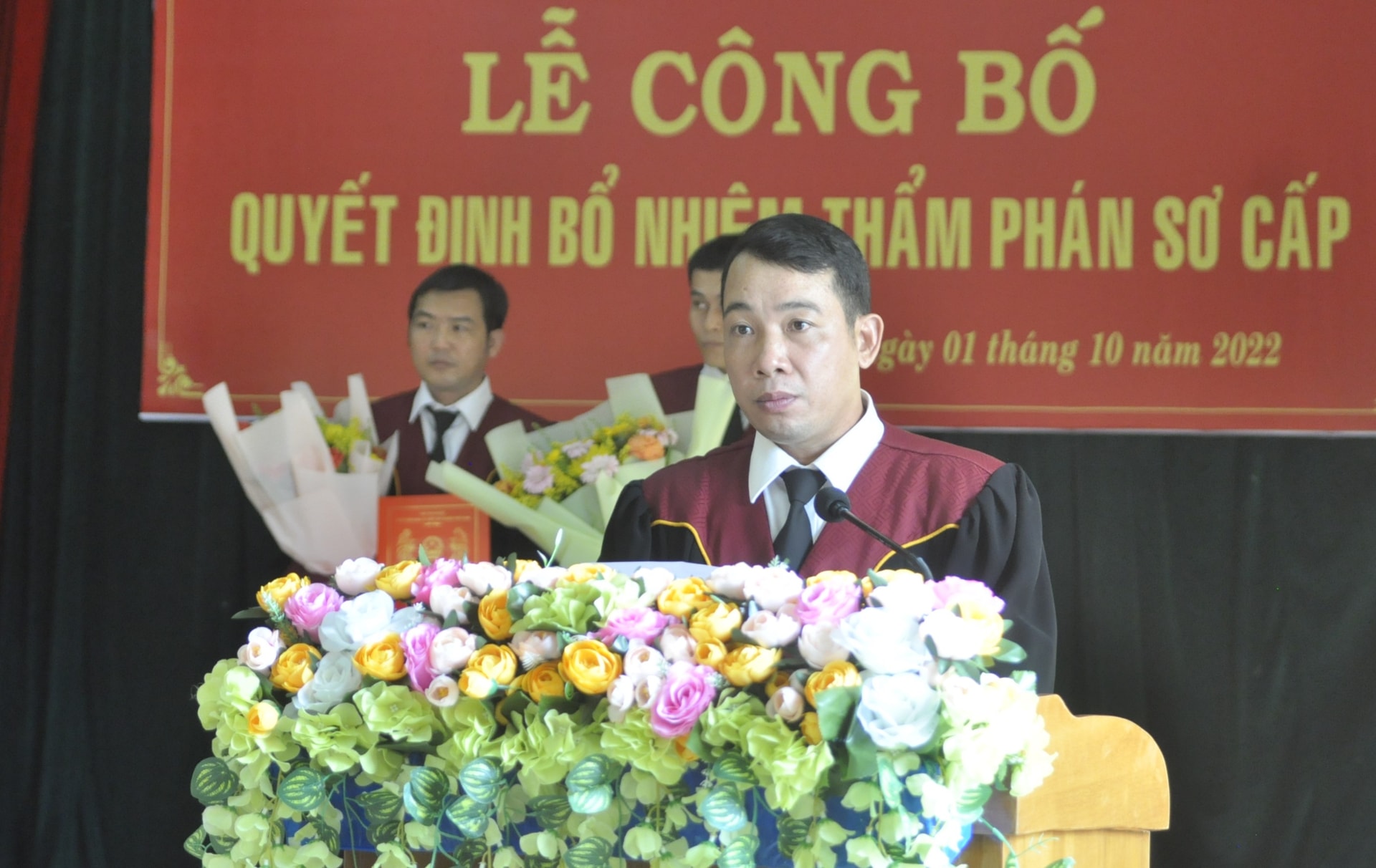 anh-5.-bo-nhiem-tham-phan-so-cap.jpg