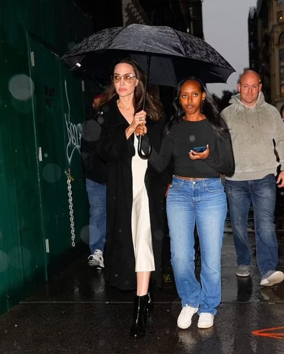Angelina Jolie, Zahara, Maddox, sao Holywood